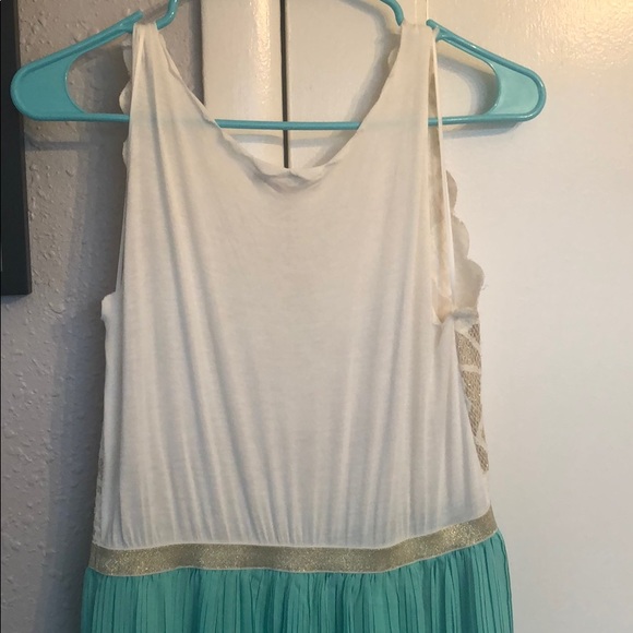 Beautiful gown by Double Zero - Picture 4 of 4